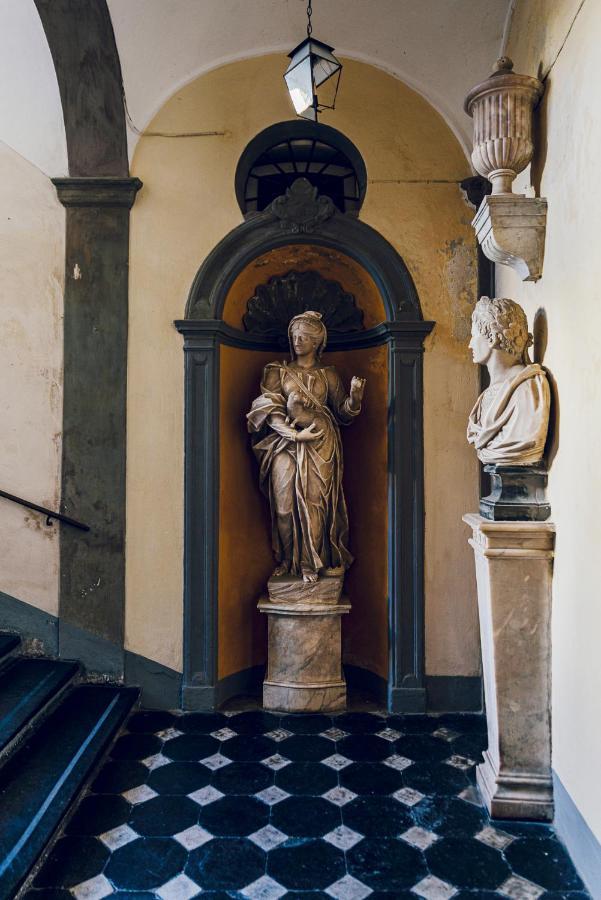 Hotel La Foresteria di Palazzo Picedi Benettini Sarzana Esterno foto